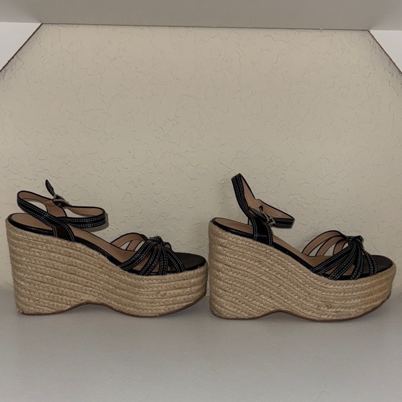 Urban Outfitters Black and Tan Wedge Sandals - Picture 4 of 7